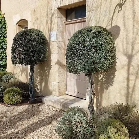 Du Luberon - Des Gourmandises Holiday home *