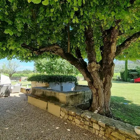Du Luberon - Des Gourmandises Holiday home Oppede